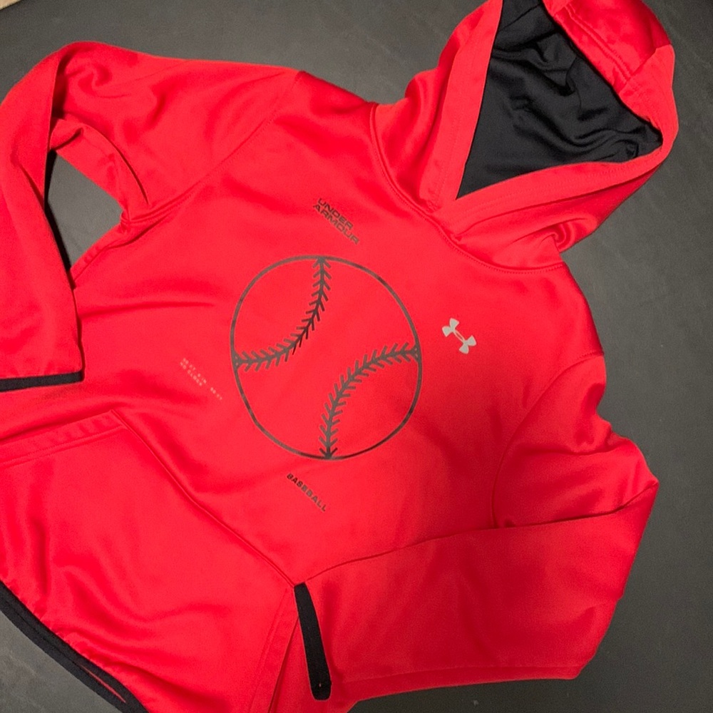 Boys Under Armour Sweatshirt